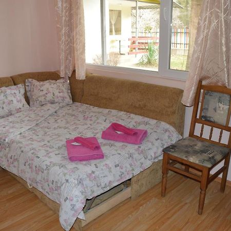 Къща За Гости Дъга Cherni Osum ภายนอก รูปภาพ